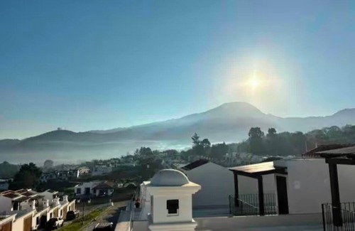 Antigua Guatemala Condominio | Entire home 10 min. From Antigua 8 guests 4 bedrooms 6 beds 3 full baths