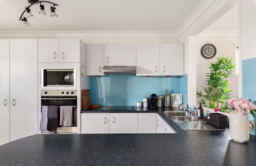 Westmead Villa | Entire Home- 5 Min to Parramatta,Westmead Hospital,Commbank stadium