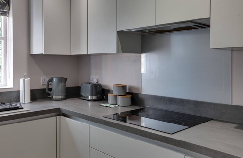 Bishop's Stortford Condominio | Entire home/flat perfect for contractors
