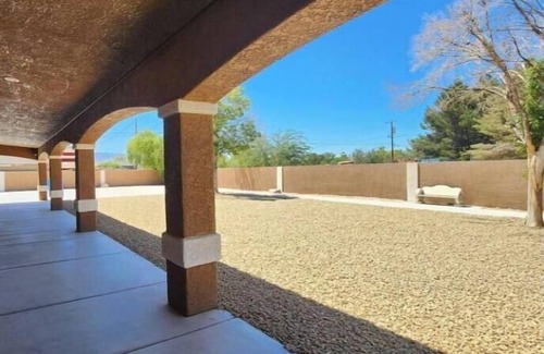 Centennial Hills Casa | Entire home hosted by Edith 12guests 7 beds3 baths. Maximum 2 pets
