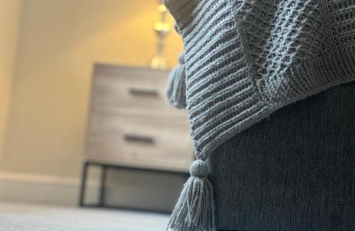 Manchester Apartamento | Entire Home in Middleton, Manchester