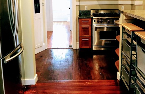 Sunnyside Casa | Entire home in peaceful wooded setting with two bedrooms and two full bathrooms