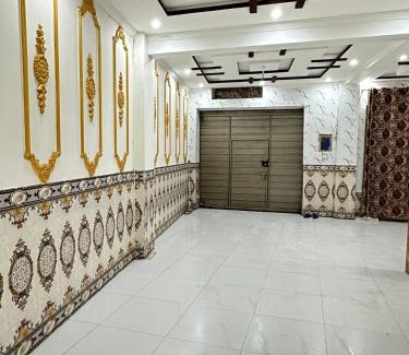 Peshawar Apartamento | Entire Home in Peshawar Gulbahar 3