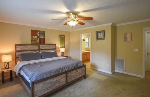 Olivia Casa | Entire Home in the Lakes