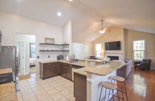 Olivia Casa | Entire Home in the Lakes 4BedRoom