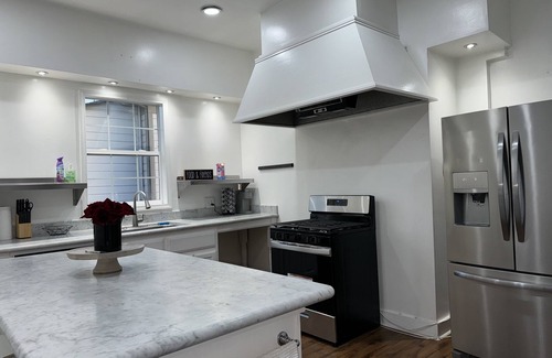 Northside Casa | Spacious Downtown Home SJ !