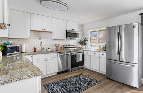Reynoldsburg Casa | Entire Home|Updated|Patio|Pet-Friendly