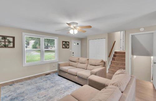 Charlotte Casa | Entire home with game room