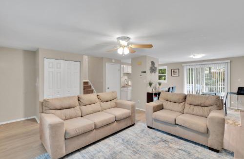 Charlotte Casa | Entire home with game room