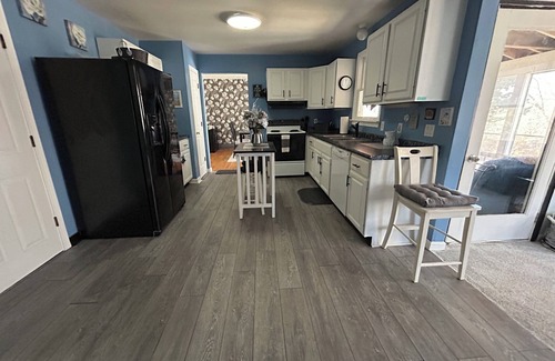 Westerly Casa | Entire house 2 miles to Misquamicut Beach- Sleeps 10!