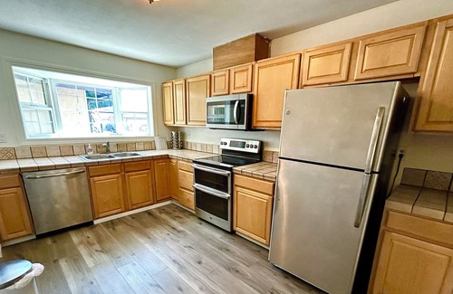 Antioch Casa | Entire House! 4Bdr, 2.5Ba