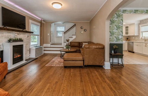 Neptune City Casa | Entire House 7 Minute Drive to Asbury Park Beach!