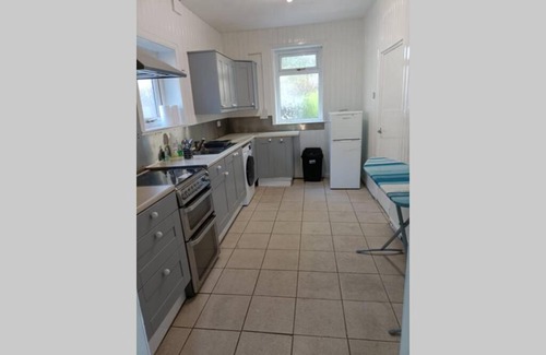 Alverthorpe Apartamento | Entire House in a Quiet Residential Area
