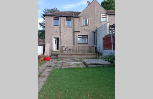 Alverthorpe Apartamento | Entire House in a Quiet Residential Area