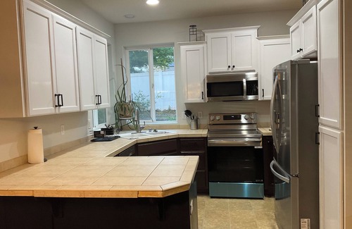 Starcrest Casa | Entire House in Northwest Hazel Dell