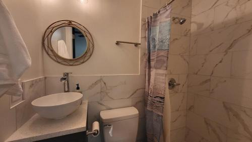 Lilburn Casa | Entire house in Old Town Lilburn 4 bedrooms 4 bath