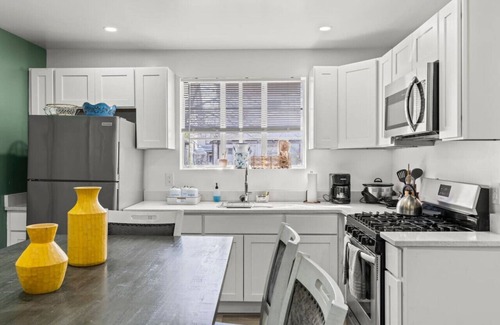 Delair Casa | Entire House-Private Parking