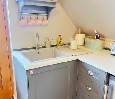 Lincoln Apartamento | Entire Loft Space in quiet village near Roman City of Lincoln