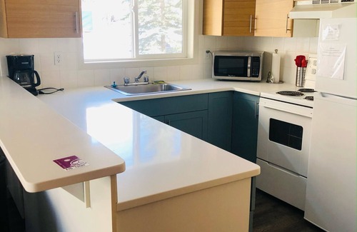 Harvie Heights Apartamento | Entire Lovely Townhouse Mountain View!