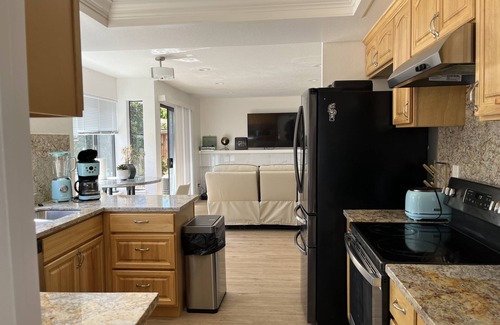 South San Jose Casa | Entire Luxury 4BR/3BA-Business-Family travel-Pet Friendly