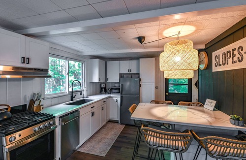 Bethlehem Cabina | Entire Modern Cabin by the NH White Mountains, Cannon + Franconia Notch!