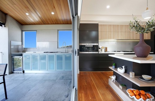 Shell Cove Casa | Entire Ocean View Shell Cove Mansion - Sleeps 16 guests 5 minute from the beach!