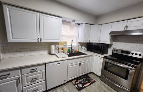 Calverton Casa | Entire property, 8bedrooms, 11 beds, Free Parking