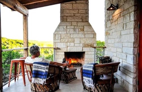 Dripping Springs Casa | Entire Property Rental for Large Groups Sleeping 40+ Guests with Pool and Fire Pit in Texas Hill Country near Austin, Texas