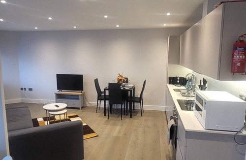 Reigate Apartamento | Entire Reigate Apartment hosted by Pius