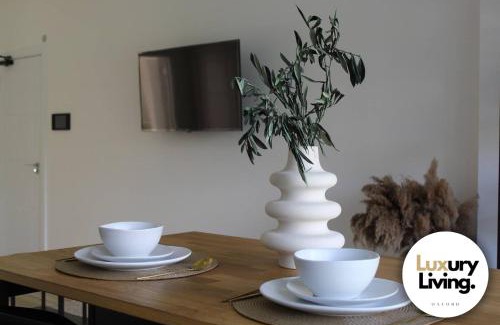 Iffley Apartamento | Entire rental unit hosted by Lux Living