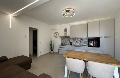 Bomerano Apartamento | Entire Residence with 3 Apartments, Mountain View, Wi-Fi and Air Conditioning