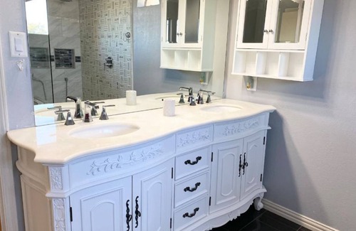 Fort Worth Casa | Entire residential home minutes from AT&T stadium
