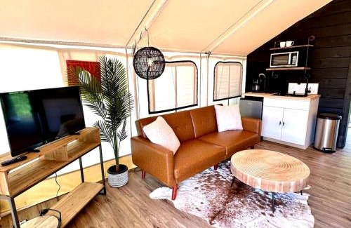 Cadiz Otro | Entire Safari Tents Campground Ideal for Large Groups in Kentucky