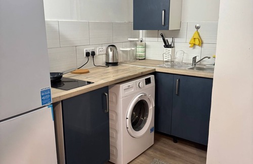 Purley Apartamento | Entire Studio with 3 beds -20 mins from London Bridge and London Gatwick Airport