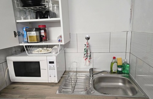 Purley Apartamento | Entire Studio with 3 beds -20 mins from London Bridge and London Gatwick Airport
