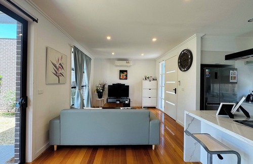 Glen Waverley Casa | Entire Townhouse