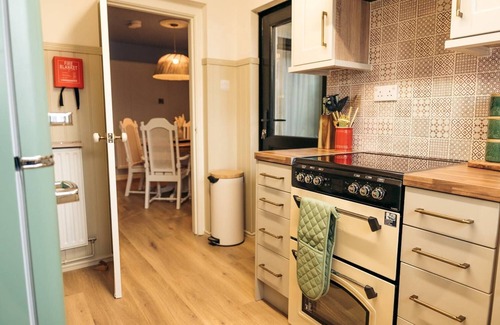 Cookstown Casa | Entire townhouse near the centre of Cookstown, County Tyrone, Northern Ireland