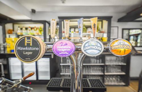 Margam Casa | Entire Venue Hire with 8 Bedroom Accommodation - Your Own Pub Experience
