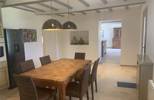 Pernes-les-Fontaines Casa | Entire villa in quiet, not overlooked location