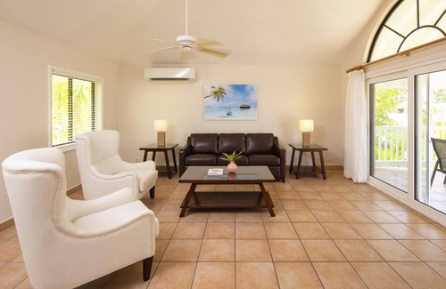 Mamora Bay Villa | Entire Villa hosted by Michelle