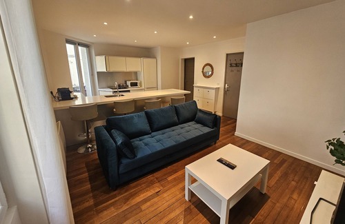 Le Perreux-sur-Marne Apartamento | Entre Disneyland et Paris ! Appartement Cosy en Plein Centre Ville !