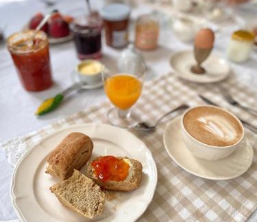 Saint-Regle Cama Y Desayuno | Entre les branches