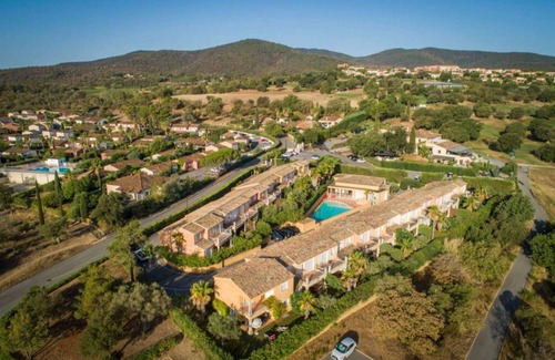 La Rouviere Casa | Entre mer & campagne | Maison T3 + accès piscine