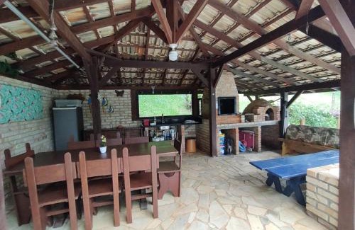 Alto Ribeirao Casa | Entre o mar e a montanha !