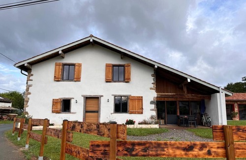 Saint-Pee-sur-Nivelle Casa | Entre Terre et Mer, Vieille Ferme Renovée