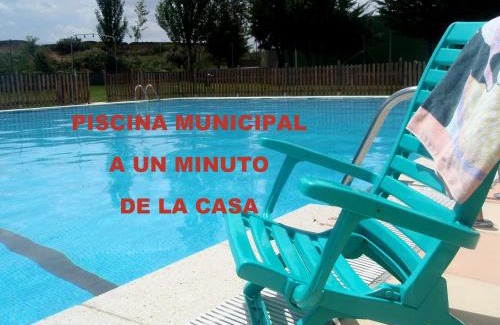 Revenga Casa | Entreacebedas rural&vacaciones, alojamientos con jardín PRIVADO Piscina a un minuto