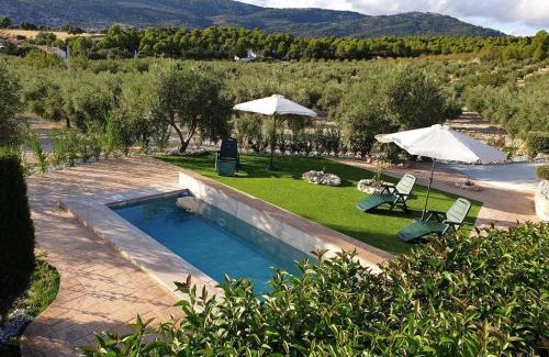 Campocamara Casa | ENTRESIERRAS Apartamentos rurales piscina 24h con barbacoa y espacio para eventos