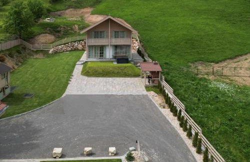 Moieciu Casa | Eny Guesthouse