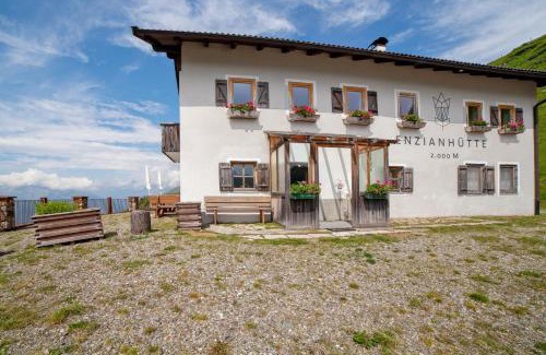 San Leonardo in Passiria Casa | Enzianhuette Jaufenpass