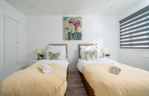 Hatfield Apartamento | Ephatha Apartments 4-Bedrooms, Sleeps 11, Free Parking, Garden